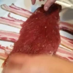 Punjeni svinjski filet sa šljivama | Punjenje fileta | Postupak 3 | Slika 2/7