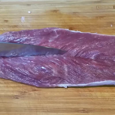 Punjeni svinjski filet sa šljivama | Priprema fileta | Postupak 1 | Slika 2/2