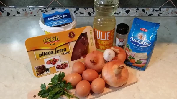 Pileća džigerica sa lukom i jajima 29 | Istaknuta slika 4/4 | Slatka, mekana, i, sočna, kombinacija, đigerice, luka, i, jaja