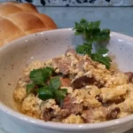 Pileća džigerica sa lukom i jajima 30 | Istaknuta slika 2/4 | Slatka, mekana, i, sočna, kombinacija, đigerice, luka, i, jaja