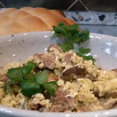 Slika vezana za Pileća džigerica sa lukom i jajima 33