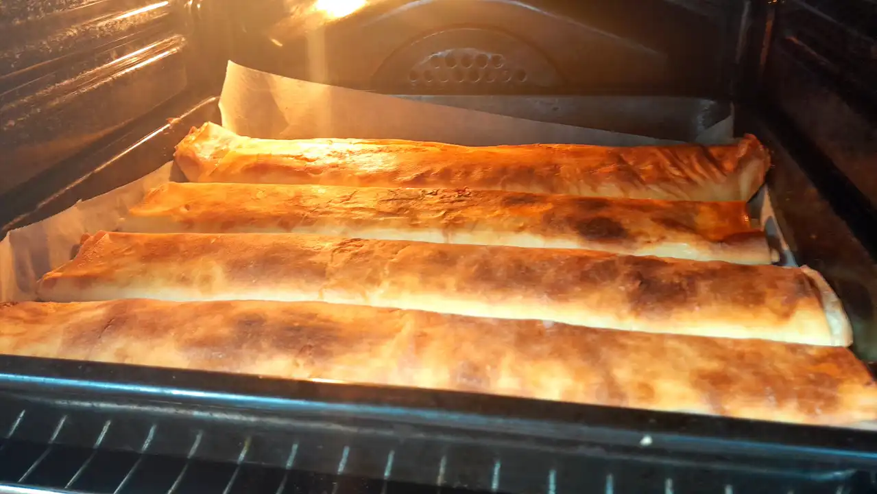 Pita sa pudingom od vanile