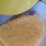 Čokoladni tart | priprema keksa i margarina za tart | Postupak 2 | Slika 2/4