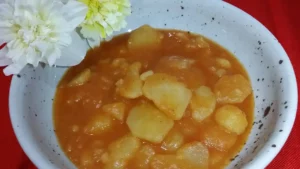 dinstani krompir u paradajz sosu 3