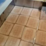 Kolač sa jabukama i pudingom | Priprema keksa umesto kore | Postupak 3 | Slika 4/4