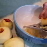 Kolač sa jabukama i pudingom | Priprema jabuka | Postupak 1 | Slika 2/4