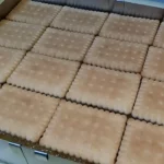 Kolač sa jabukama i pudingom | Ređanje kolača | Postupak 4 | Slika 6/6