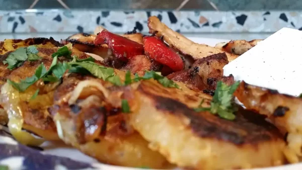 peceni krompir sa dinstanim lukom 11 | Istaknuta slika 1/4 | Sladak, ukusan, i, savršen, karamelizovan, prilog, za, svaki, obrok