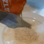 Pohovane palačinke punjene sirom i šunkom | Priprema sastojka za pohovanje | Postupak 2 | Slika 4/4