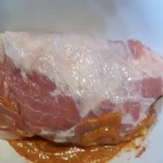 Svinjski but iz rerne | Mariniranje mesa | Postupak 2 | Slika 2/7