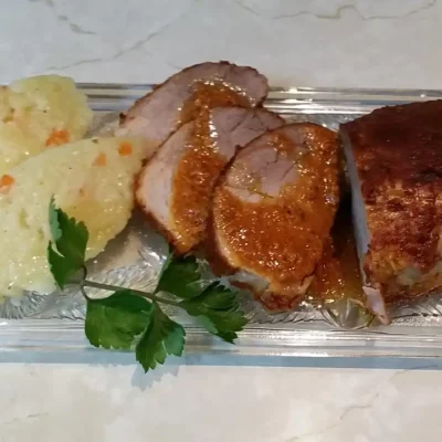 Svinjski but iz rerne 20