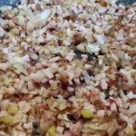 Zapečene makarone iz rerne na banatski način | Priprema luka.slanine i šunke | Postupak 1 | Slika 4/4