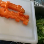 Krem čorba od praziluka | Dinstanje povrća | Postupak 3 | Slika 4/4