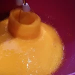 Mramorni kolač sa višnjama | Priprema jaja za patišpan | Postupak 1 | Slika 4/6