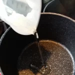 Paradajz supa sa rezancima | Priprema luka | Postupak 1 | Slika 2/4