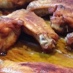 Pileća krilca iz rerne | Serviranje pilećih krilca | Postupak 4 | Slika 1/4
