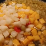 Pirinač Kazimir sa voćem | Dodavanje karija i voća | Postupak 2 | Slika 3/4