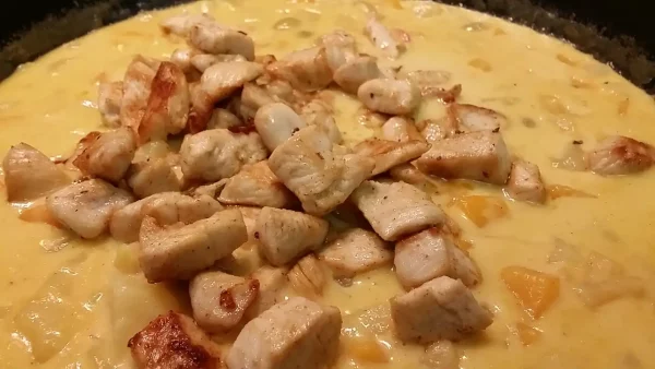 Pirinač Kazimir sa voćem 9 | Istaknuta slika 3/4 | Klasični, egzotični, švajcarski, delikates