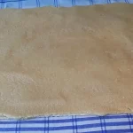 Rolat u oblandi sa žele bombonama | filovanje lista oblande | Postupak 3 | Slika 2/4