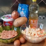 Bela čorba sa piletinom i povrćem 3 | Istaknuta slika 4/5 | Razno, povrće, i, pileće, meso, u, jednoj, šerpi