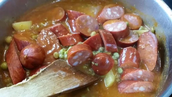 Grašak sa kobasicama 6 | Istaknuta slika 3/4 | Gusto, varivo, kao, hranljiv, obrok
