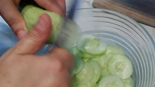 Krastavac salata sa belim lukom 15 | Istaknuta slika 3/4 | Zdravlje, na, brzaka, kao, i, ova, salata