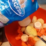 Pečeni svinjski but sa povrćem | Priprema povrća | Postupak 4 | Slika 5/8