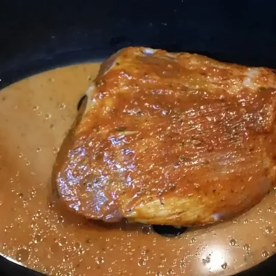 Pečeni svinjski but sa povrćem | Pečenje mesa | Postupak 3 | Slika 2/3