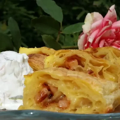 Rolovana seljačka pita sa piletinom | Serviranje rolata | Postupak 5 | Slika 2/2