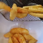 Domaći krompir iz friteze 9 | Istaknuta slika 2/4 | Tajna, za, savršen, hrskav, spolja, a, mekan, iznutra, krompir
