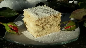 Kokosov oblak kolač