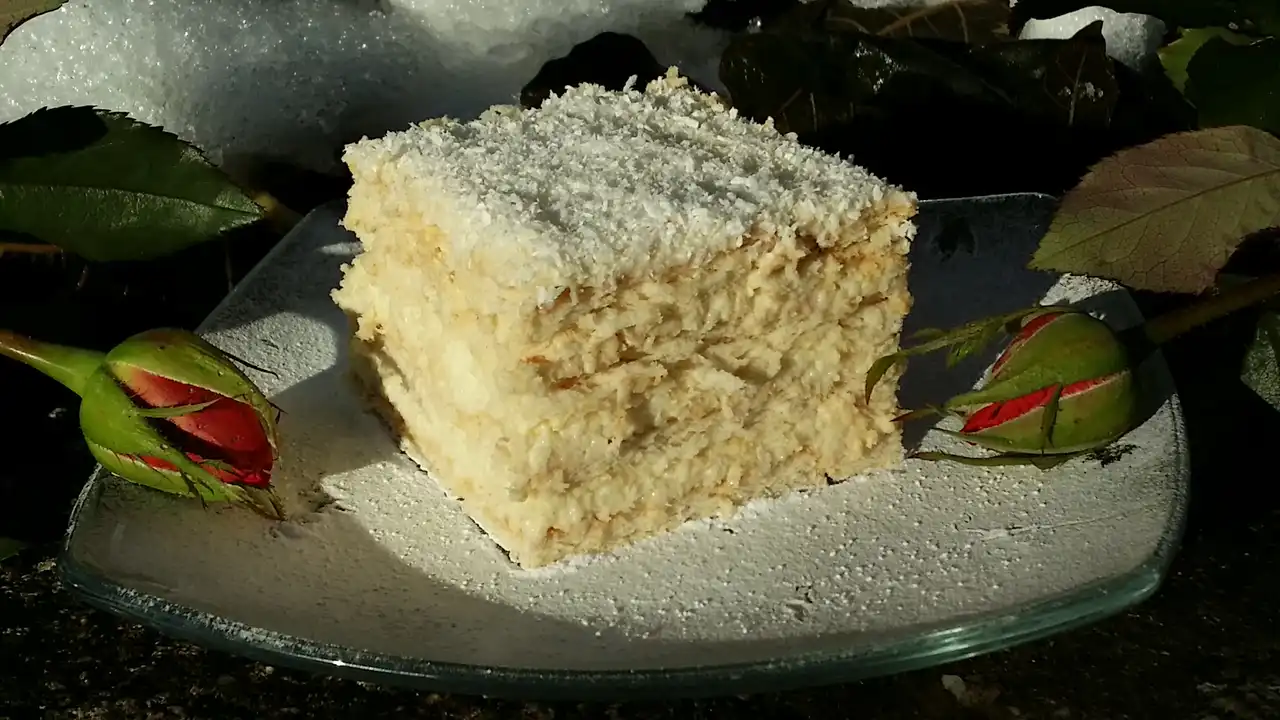 Kokosov oblak kolač- Istaknuta slika