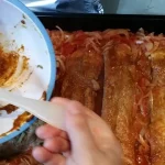 Svinjska rebra iz rerne | Pomeranje luka sa rebara | Postupak 6 | Slika 6/7