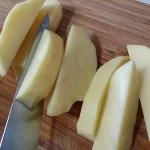 Svinjska rebra iz rerne | Priprema krompira i dalje pečenje | Postupak 5 | Slika 2/7