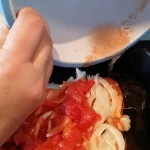 Svinjska rebra iz rerne | Dodavanje ostalih sastojaka | Postupak 3 | Slika 13/13