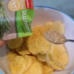 Domaće kobasice sa pekarskim krompirom | Priprema krompira | Postupak 1 | Slika 3/6