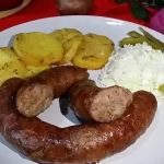 Domaće kobasice sa pekarskim krompirom | Serviranje | Postupak 4 | Slika 2/4