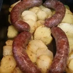 Domaće kobasice sa pekarskim krompirom | Pečenje  | Postupak 3 | Slika 5/6