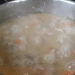 Gulaš od svinjetine | Dodavanje mesa  | Postupak 3 | Slika 4/4