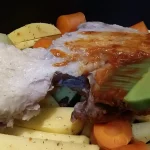 Svinjska kolenica sa povrćem iz rerne | Priprema kolenice i povrća za pečenje | Postupak 4 | Slika 9/12