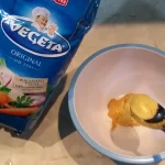 Svinjska kolenica sa povrćem iz rerne | Priprema marinade | Postupak 2 | Slika 2/9