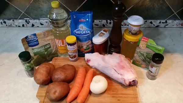 Svinjska kolenica sa povrćem iz rerne 5 | Istaknuta slika 4/4 | Meso, koje, će, vas, naterati, da, zaboravite, na, sve, dijete