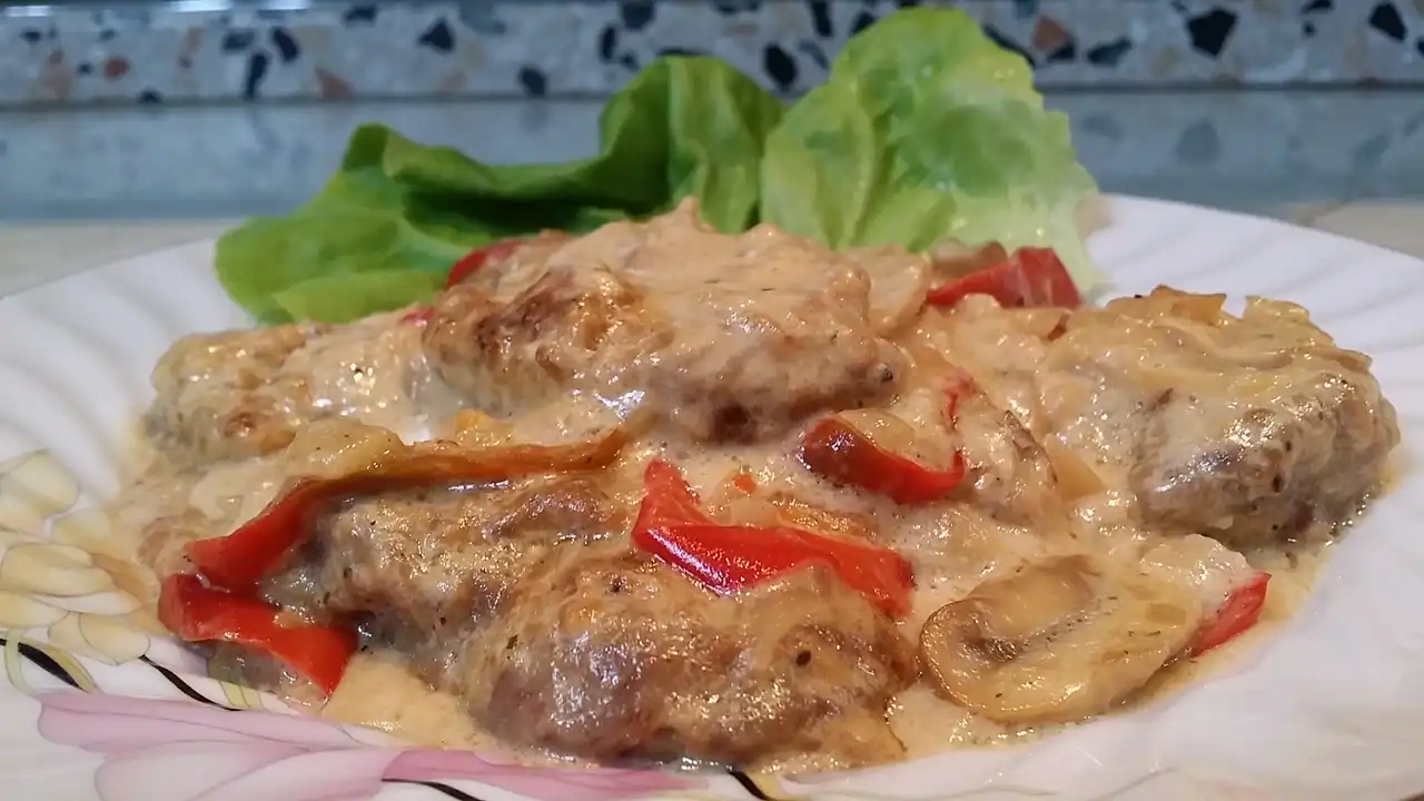 Svinjski medaljoni u sosu od pečuraka