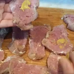 Svinjski medaljoni u sosu od pečuraka | Priprema filea | Postupak 1 | Slika 5/6