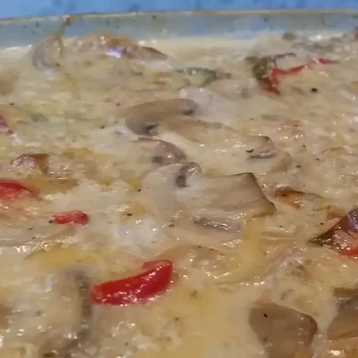 Svinjski medaljoni u sosu od pečuraka | Serviranje | Postupak 6 | Slika 1/3