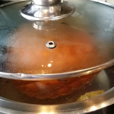 Barena dimljena šunka u mrežici | Kuvanje šunke | Postupak 3 | Slika 2/3