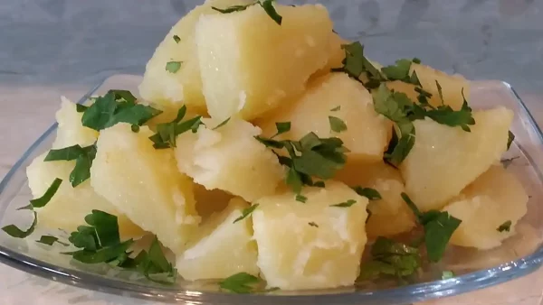 Bareni krompir sa peršunom 1 | Istaknuta slika 1/4 | Krompir, s, peršunom, na, dijeti, Ne, on, je, samo, na, kuvanju