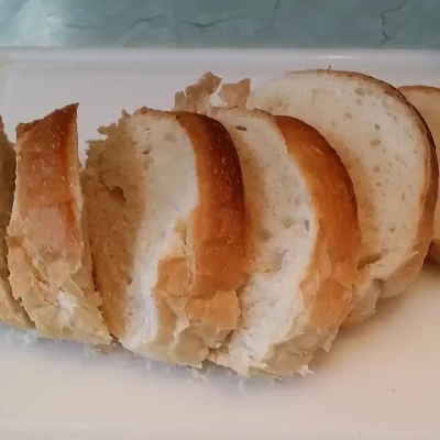 Kolač od starog hleba | Priprema hleba | Postupak 1 | Slika 1/3