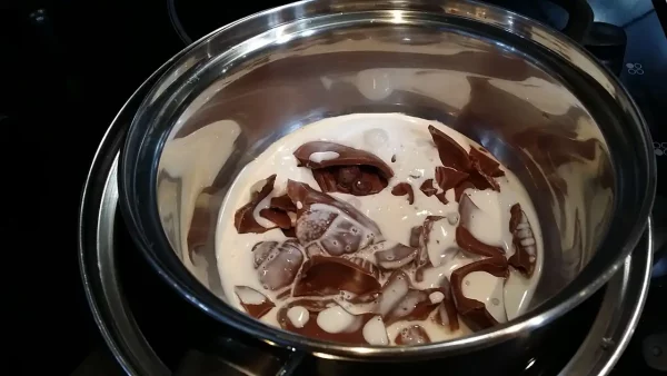 Monte Belo 8 | Istaknuta slika 3/4 | Kremasti, a, la, Monte, užitak, od, bele, čokolade, i, slatke, pavlake