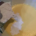 Musaka sa mlevenim mesom i krompirom | Priprema preliva | Postupak 5 | Slika 4/6